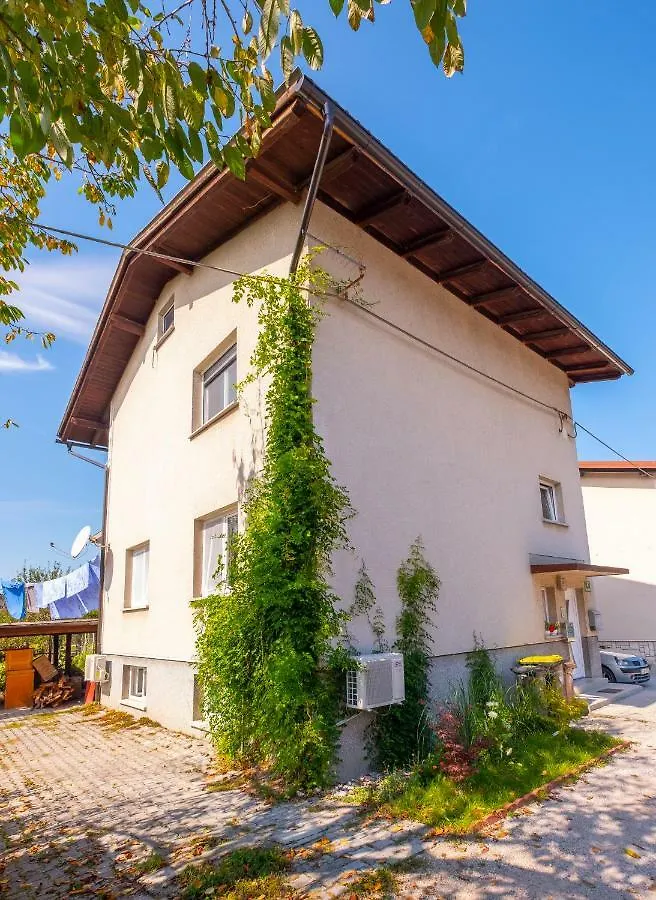 Apartment Newly Renovated Studio With Air Conditioner & Free Parking Ljubljana Slovenia